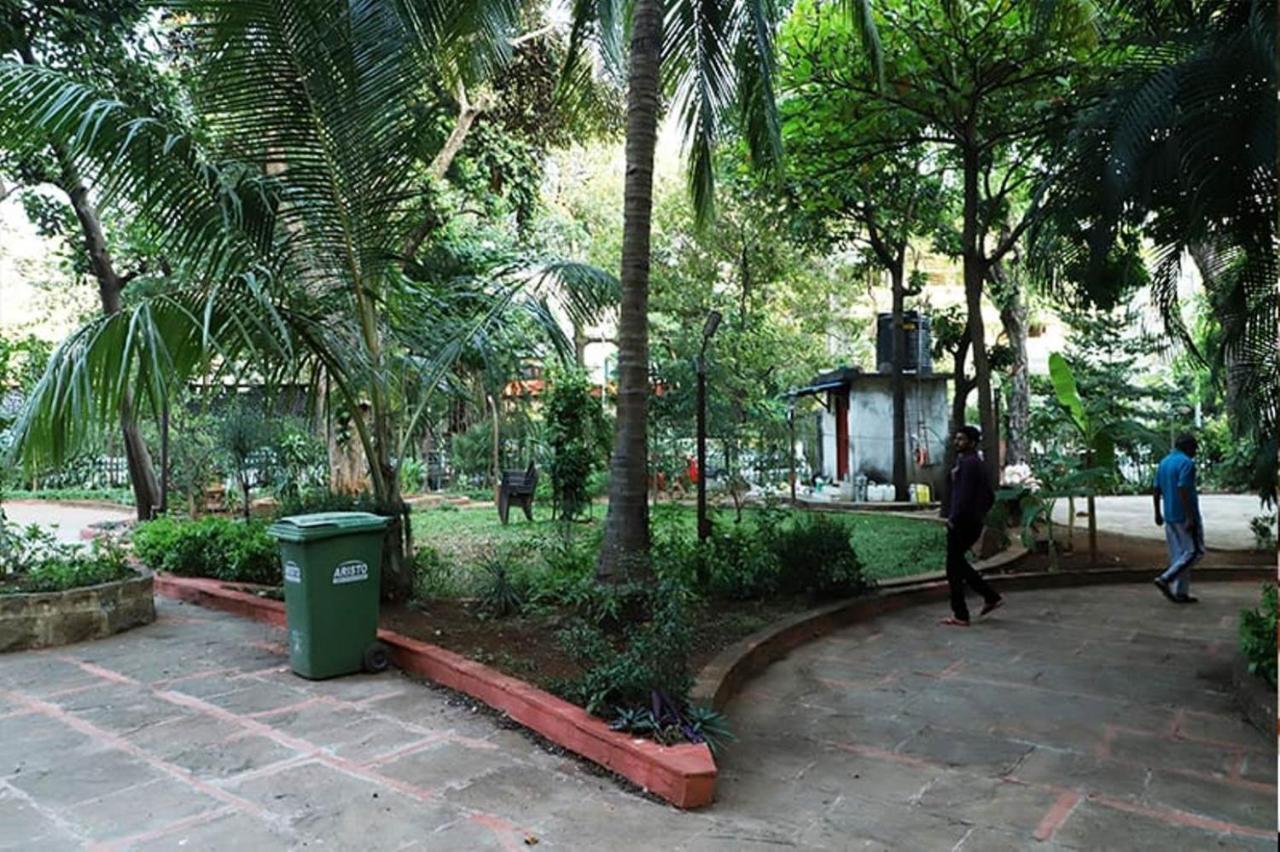 Hotel Golden Hayyath Inn Mumbai Exterior photo